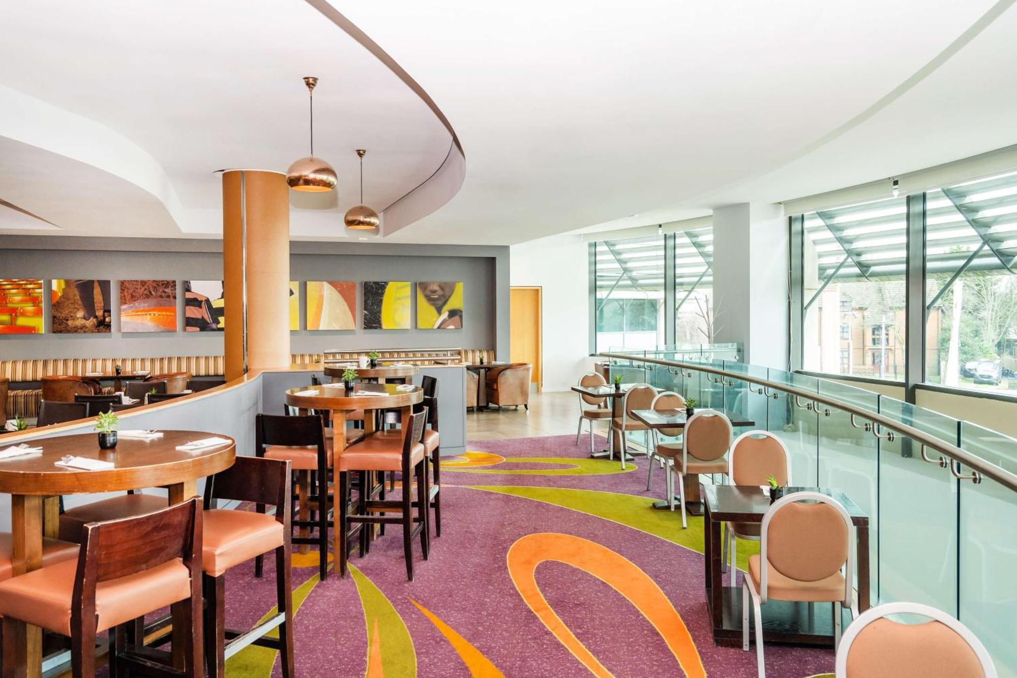 London Twickenham Stadium Hotel, A Member Of Radisson Individuals Экстерьер фото